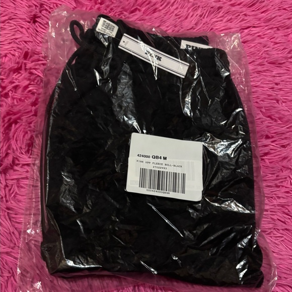 PINK Victoria's Secret Campus Fleece Rolled Hem Shorts - Picture 2 of 4